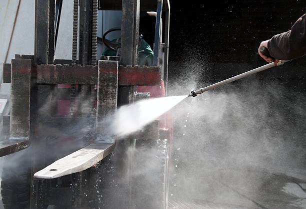 Best Window and Screen Pressure Cleaning in Suamico, WI
